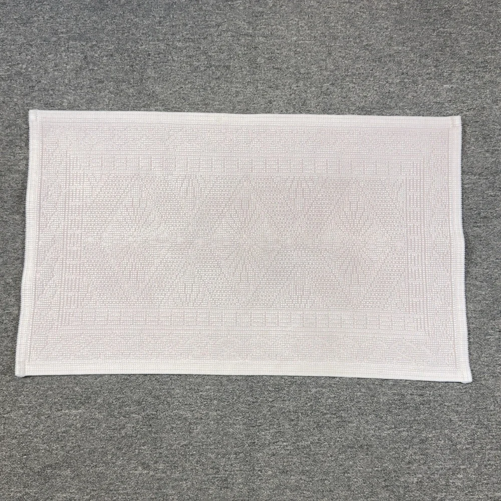 Anthropologie Textured 100% Cotton Bath Shower Mat Light Pink 34'x21